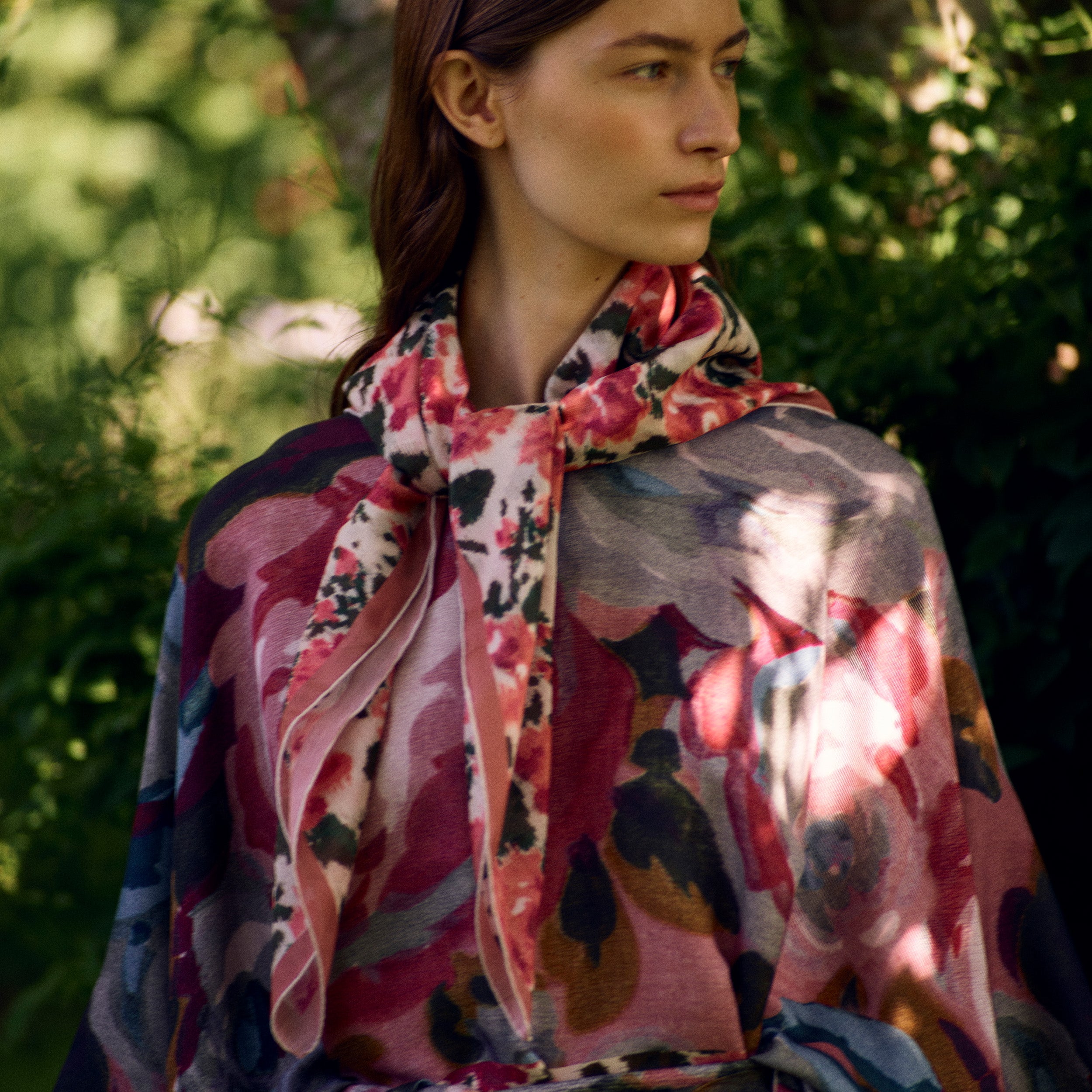 Tapis Noir Alexandra Silkekjole - Pink & Blå Dress Mørkeblå