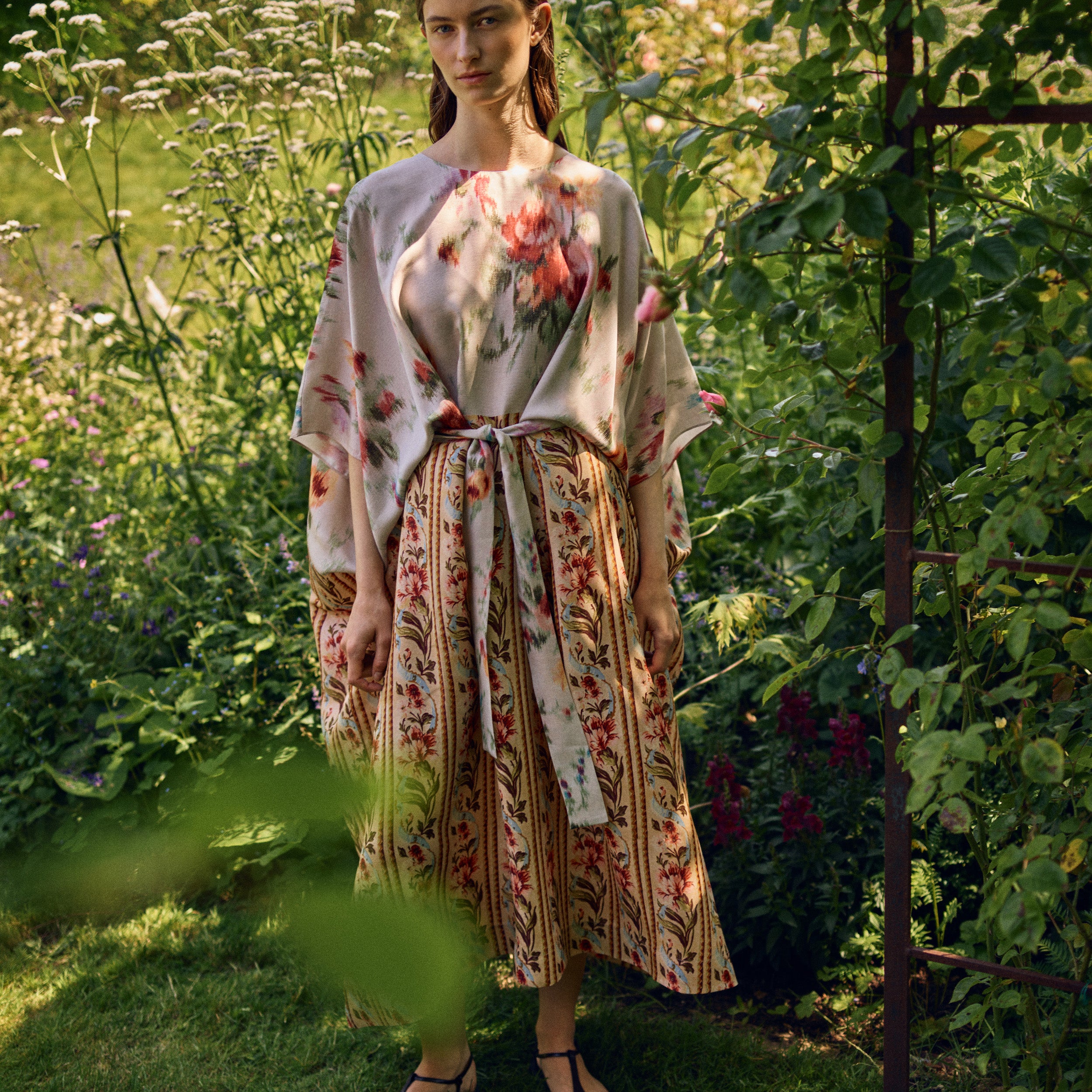 Tapis Noir Alexandra Silkekjole - Hvid & Stribet Dress Hvid