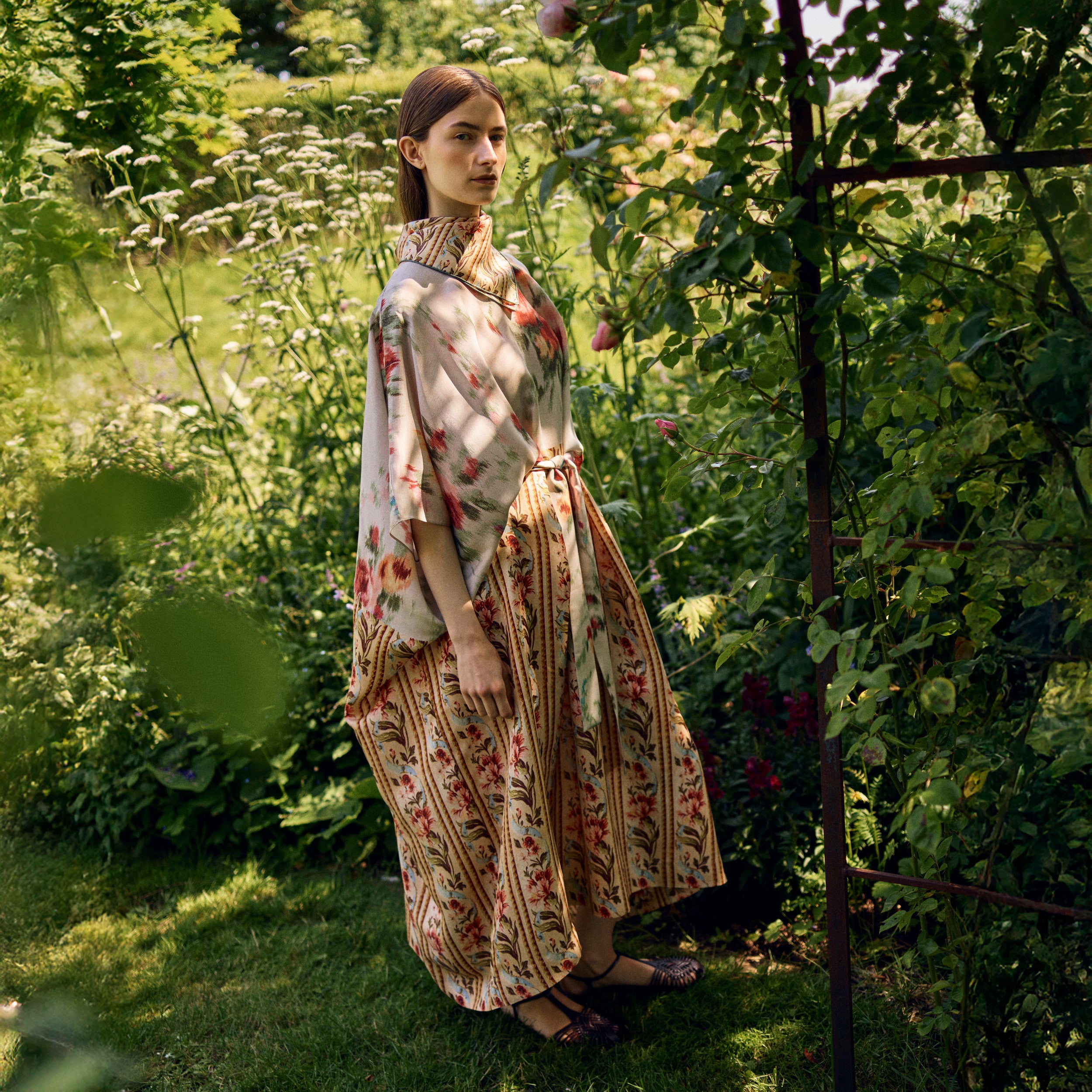 Tapis Noir Alexandra Silkekjole - Hvid & Stribet Dress Hvid