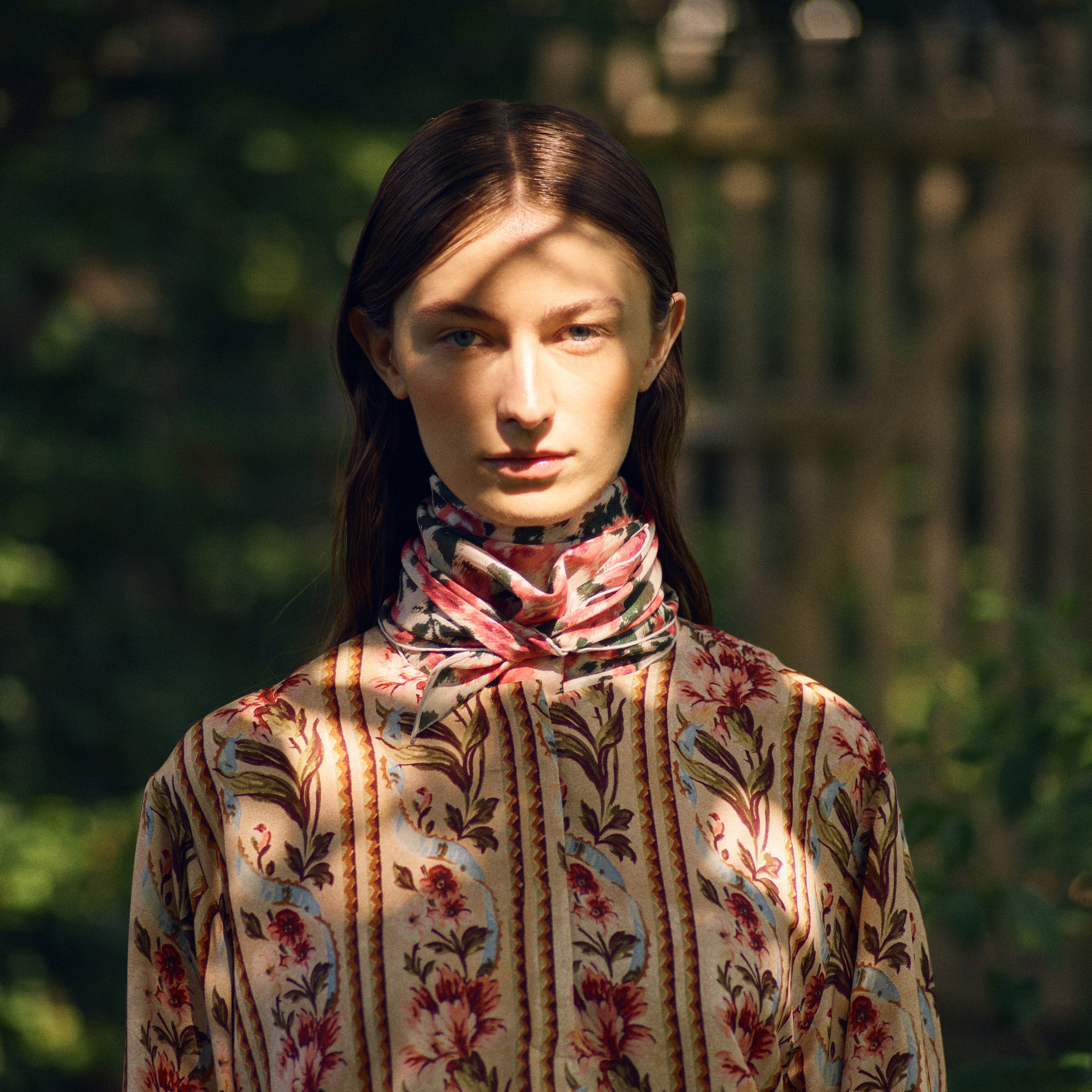 Tapis Noir Danielle Silketop - Stribet Top Guld