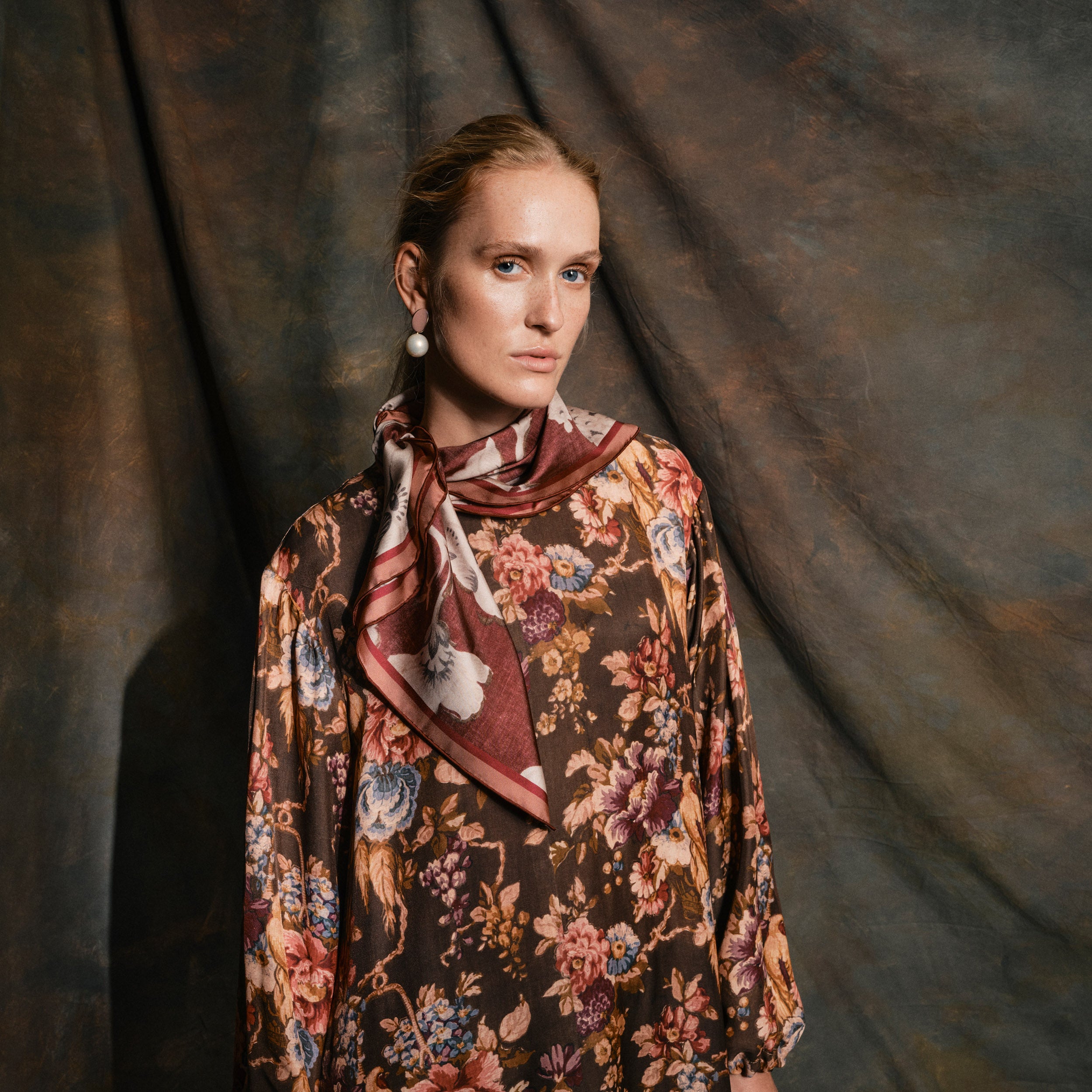 Tapis Noir Deidre Silkekjole - Mørk oliven Dress Dark olive