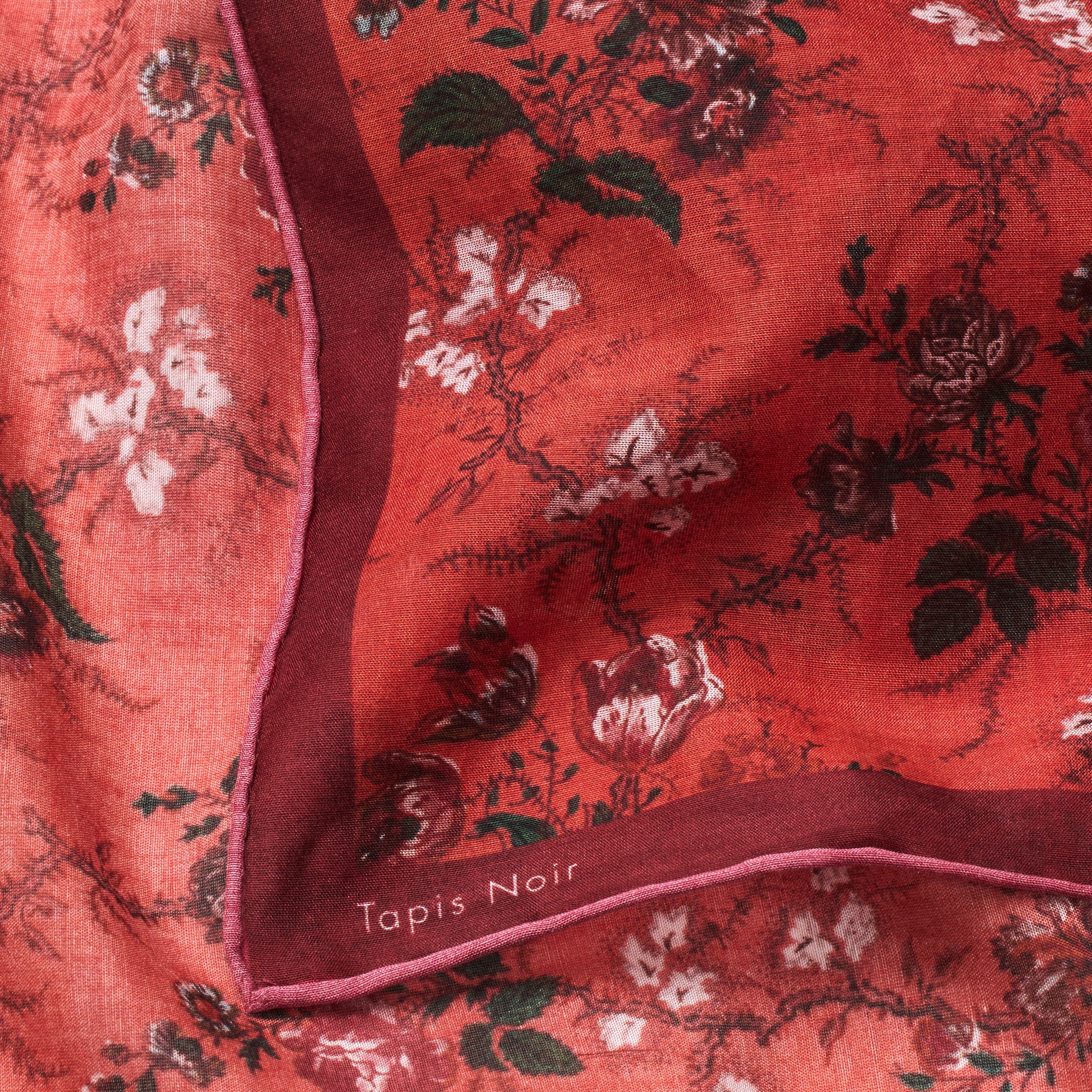 Tapis Noir Lommetørklæde Ellen Handkerchief Rød