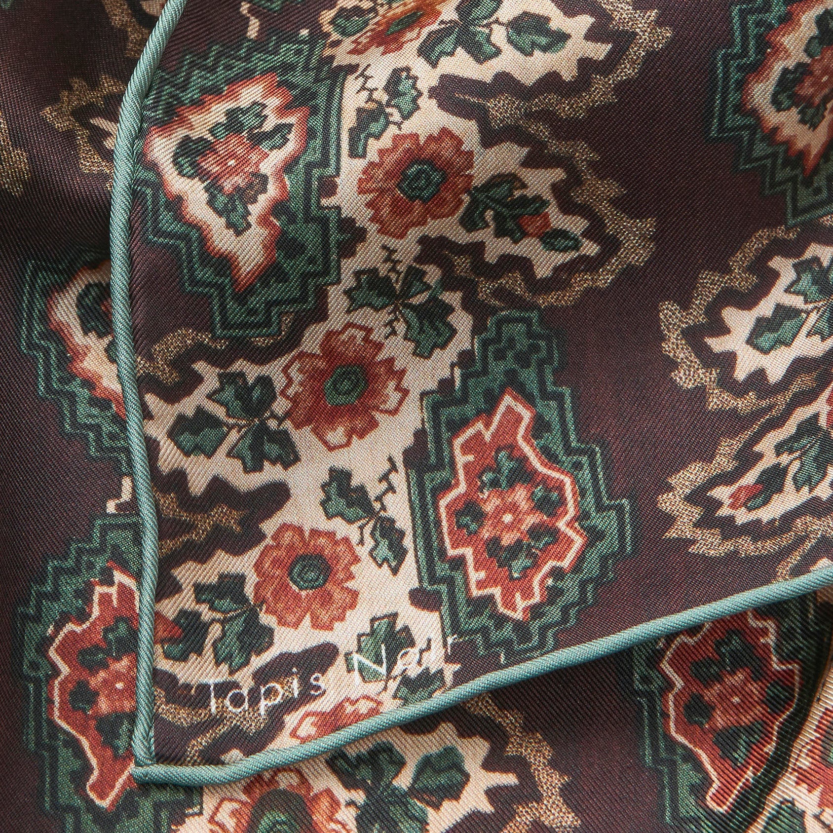 Tapis Noir Klassisk Lille Dara Tørklæde Small Classical Brun