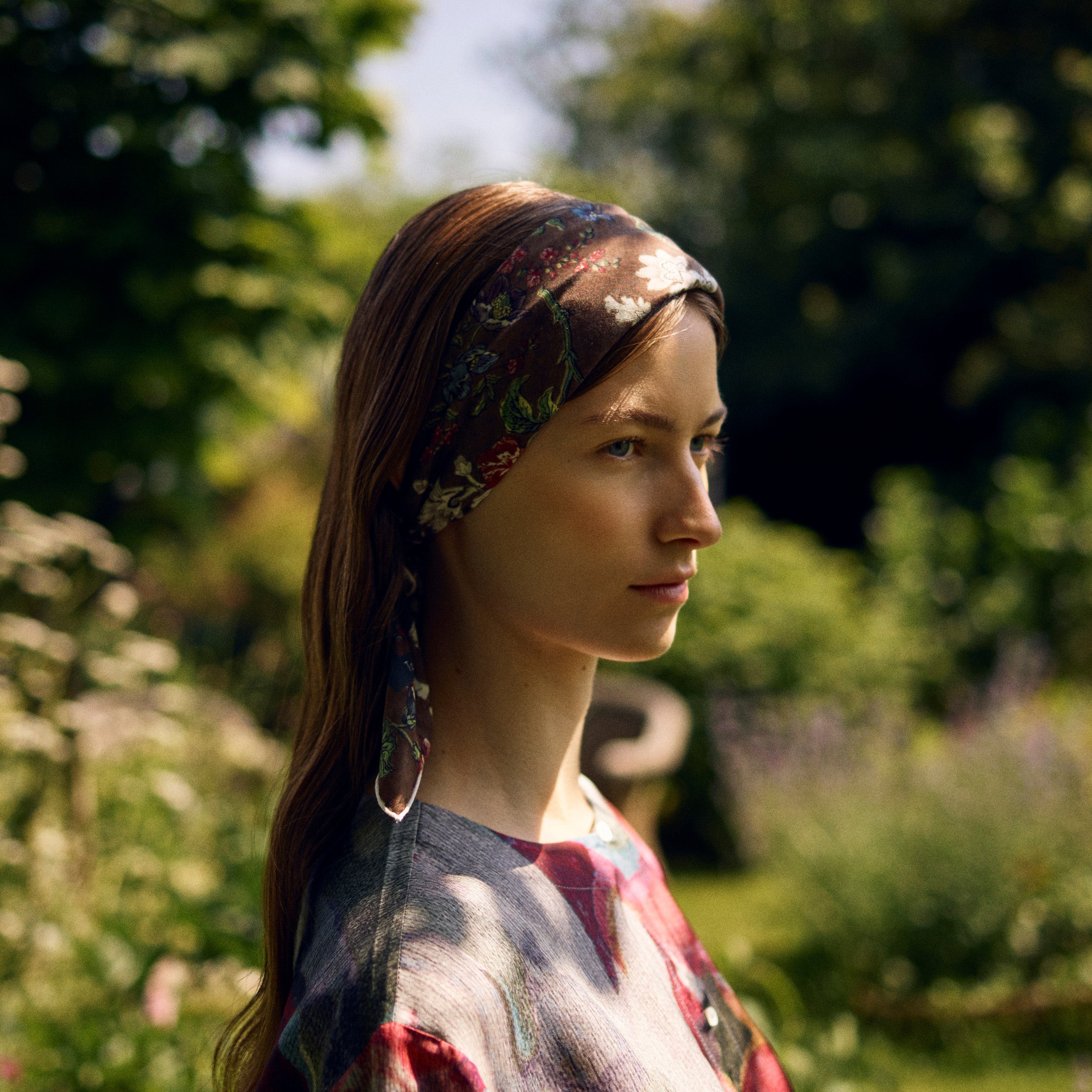 Tapis Noir Let Lille Eliza Tørklæde Light Small (67x67cm) Brun