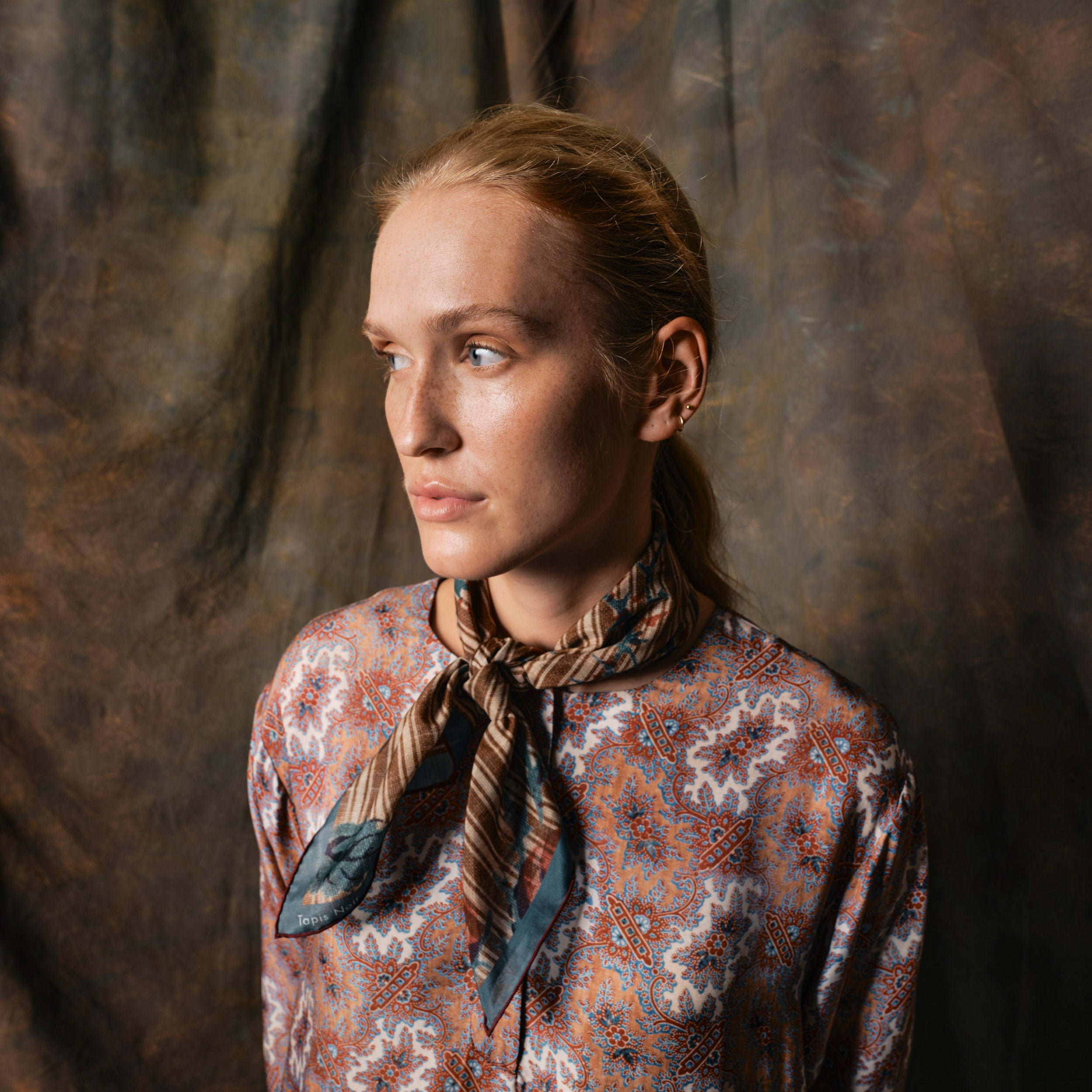 Tapis Noir Let Delilah Tørklæde Light Brun