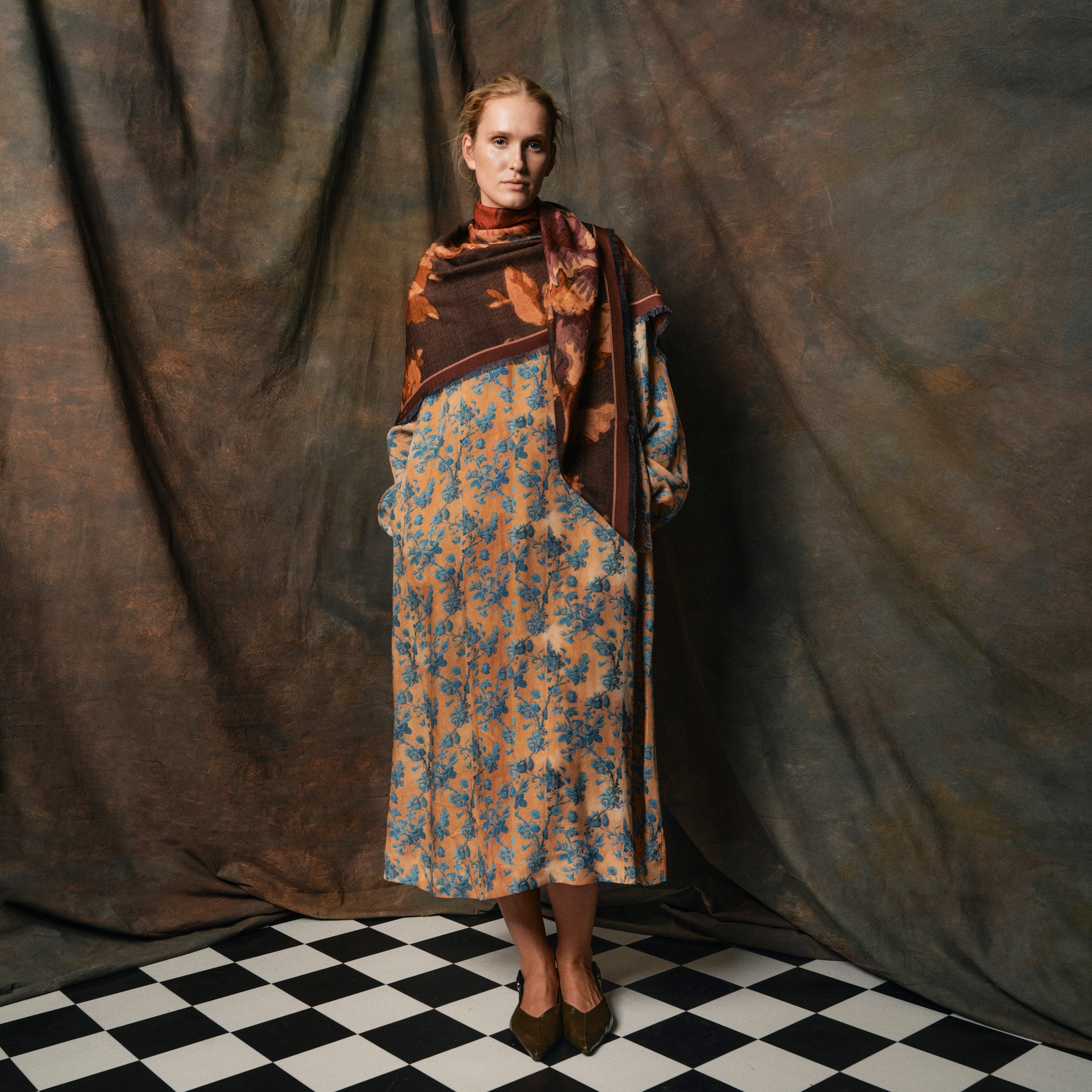 Tapis Noir Stort Daisy Tørklæde Large Dark olive