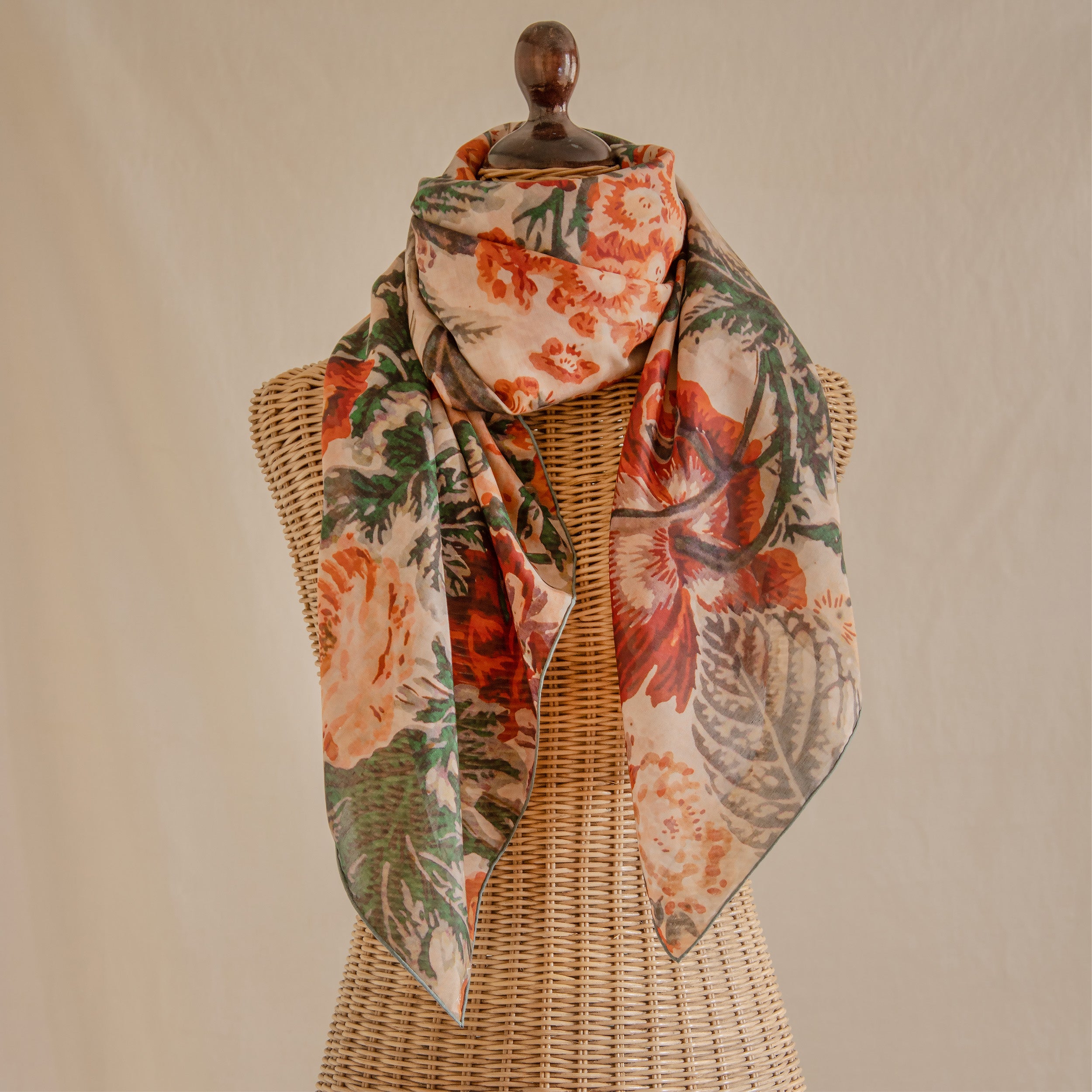 Tapis Noir Stort Let Varmt Blomstret Tørklæde Light Large Rød