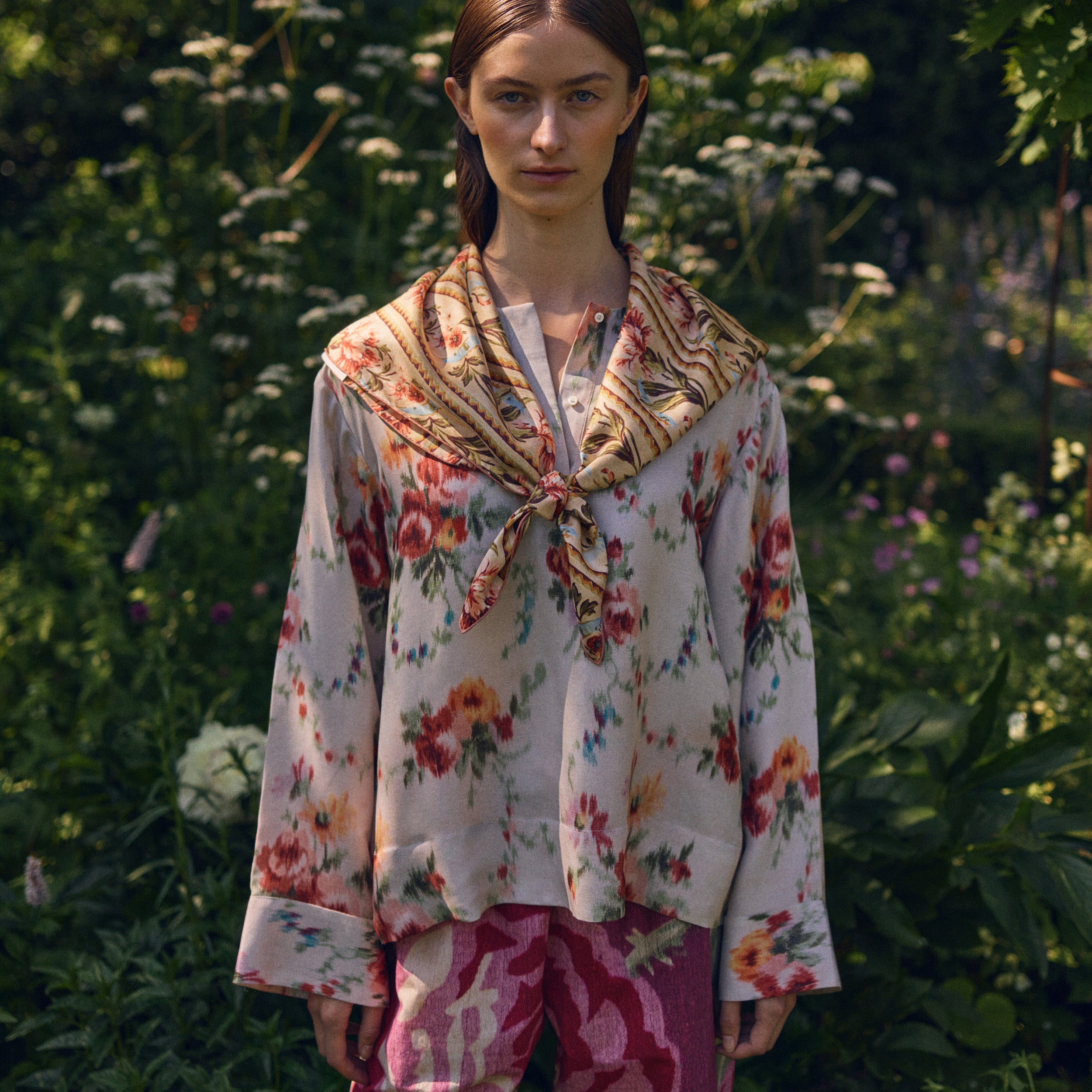 Tapis Noir Klassisk Ella Tørklæde Classical Guld