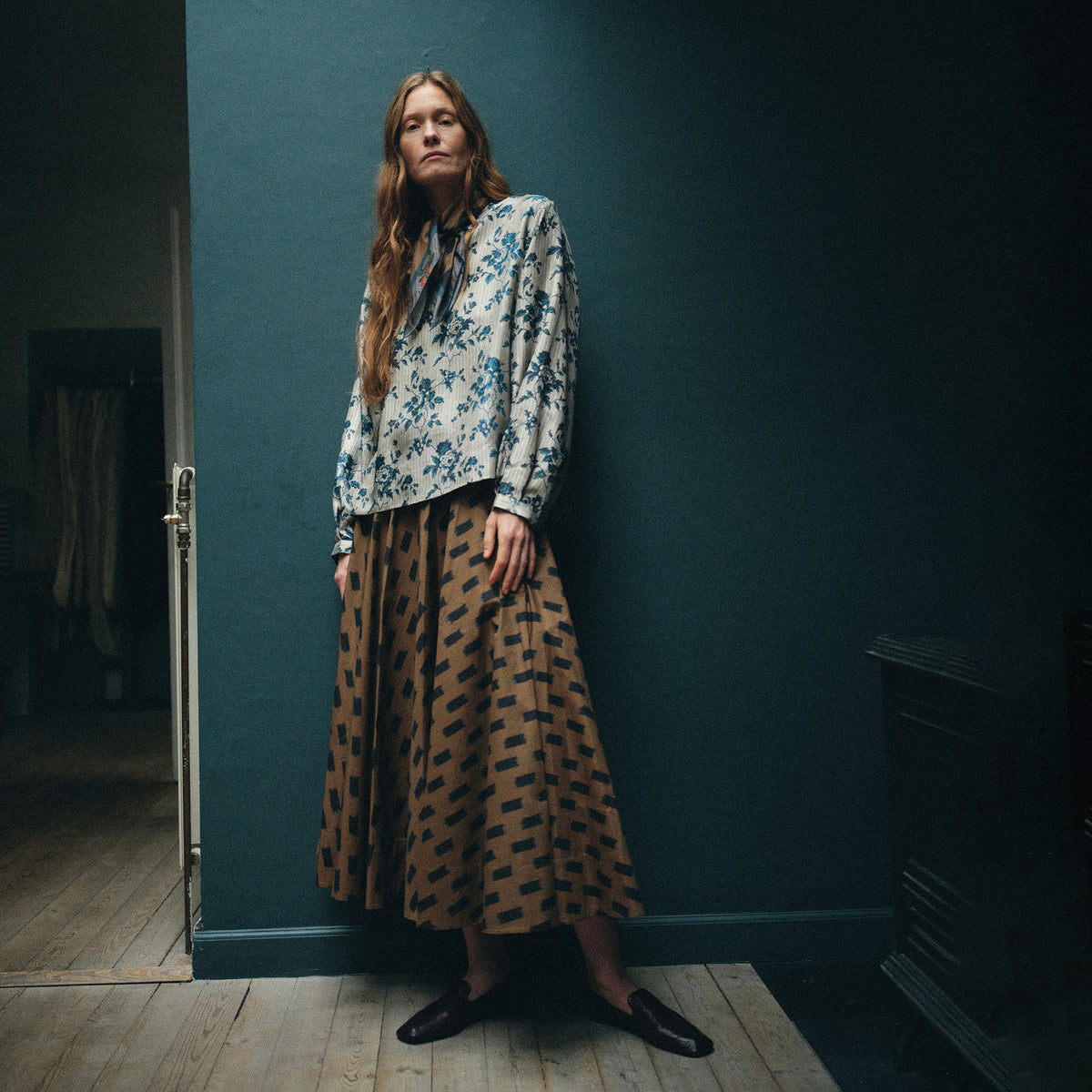 Tapis Noir Farah Cotton Skirt - Camel Skirt Beige