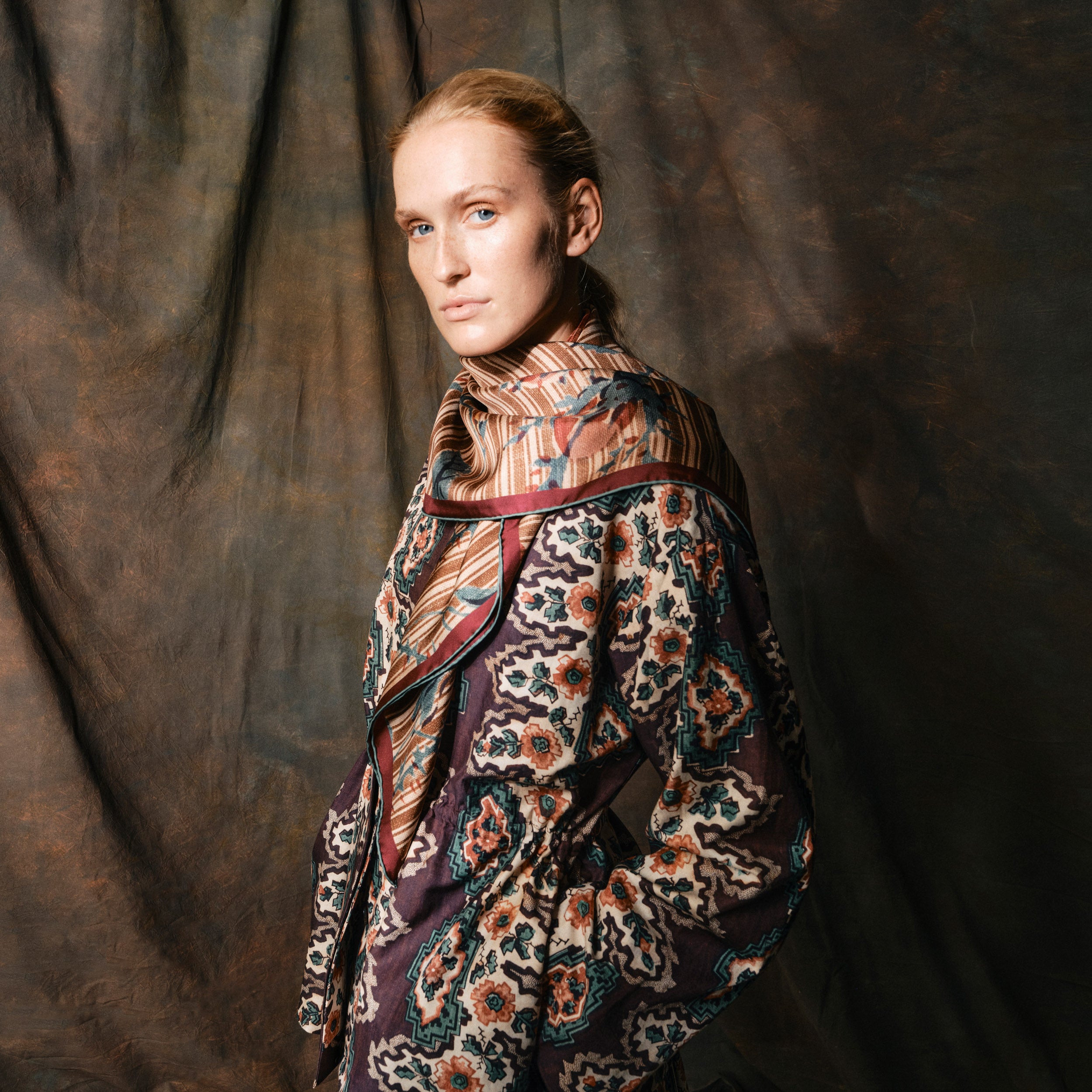 Tapis Noir Klassisk Delilah Tørklæde Classical Brun