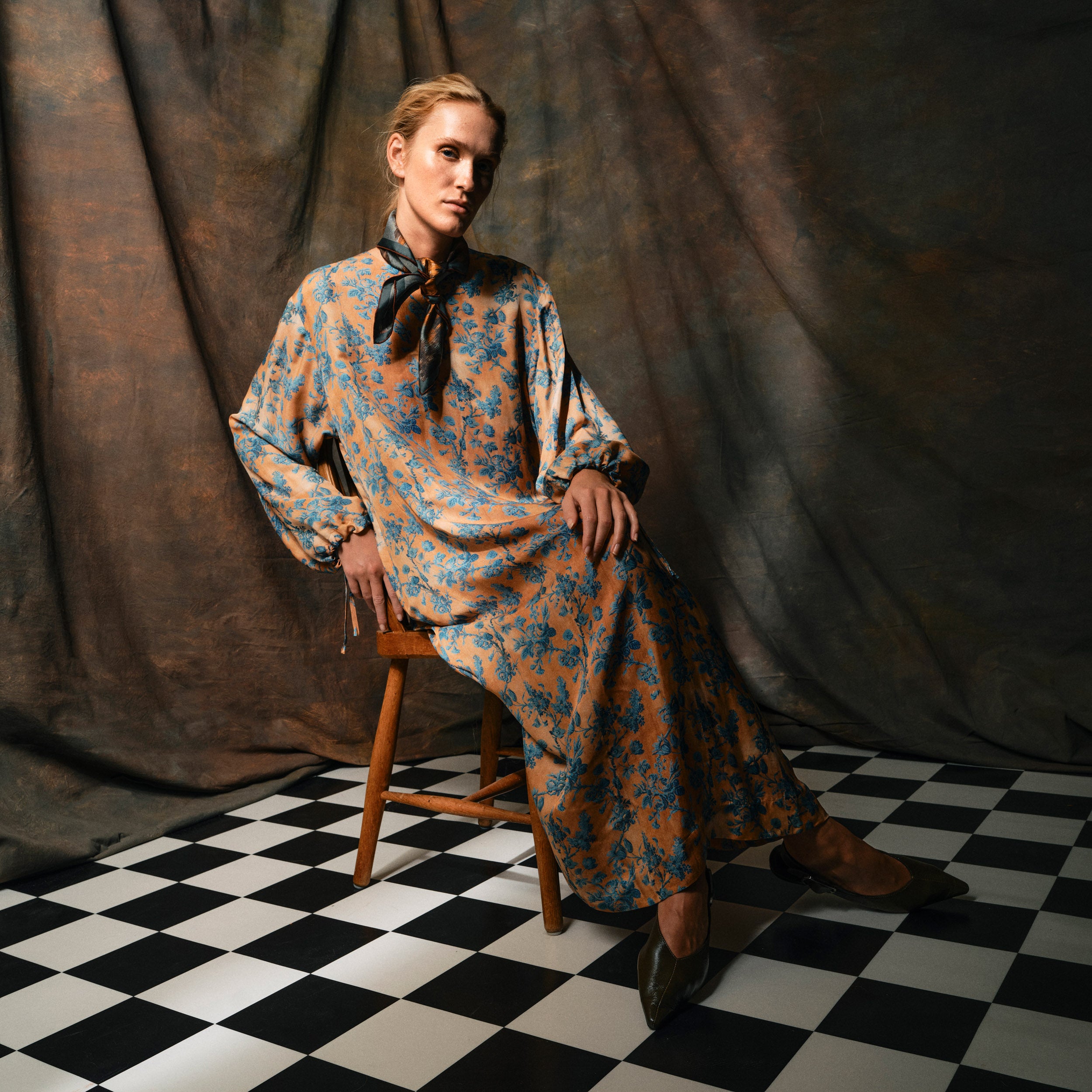 Tapis Noir Klassisk Lille Dani Tørklæde Small Classical Mørkeblå