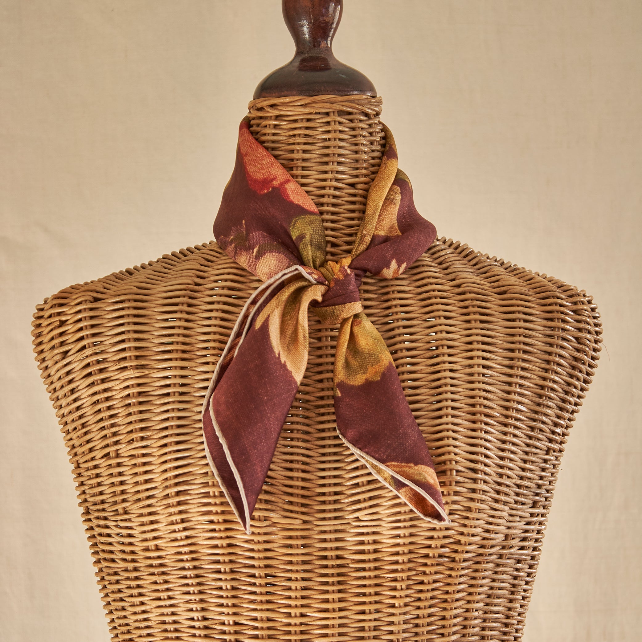 Tapis Noir Klassisk Lille Davina Tørklæde Small Classical Brun