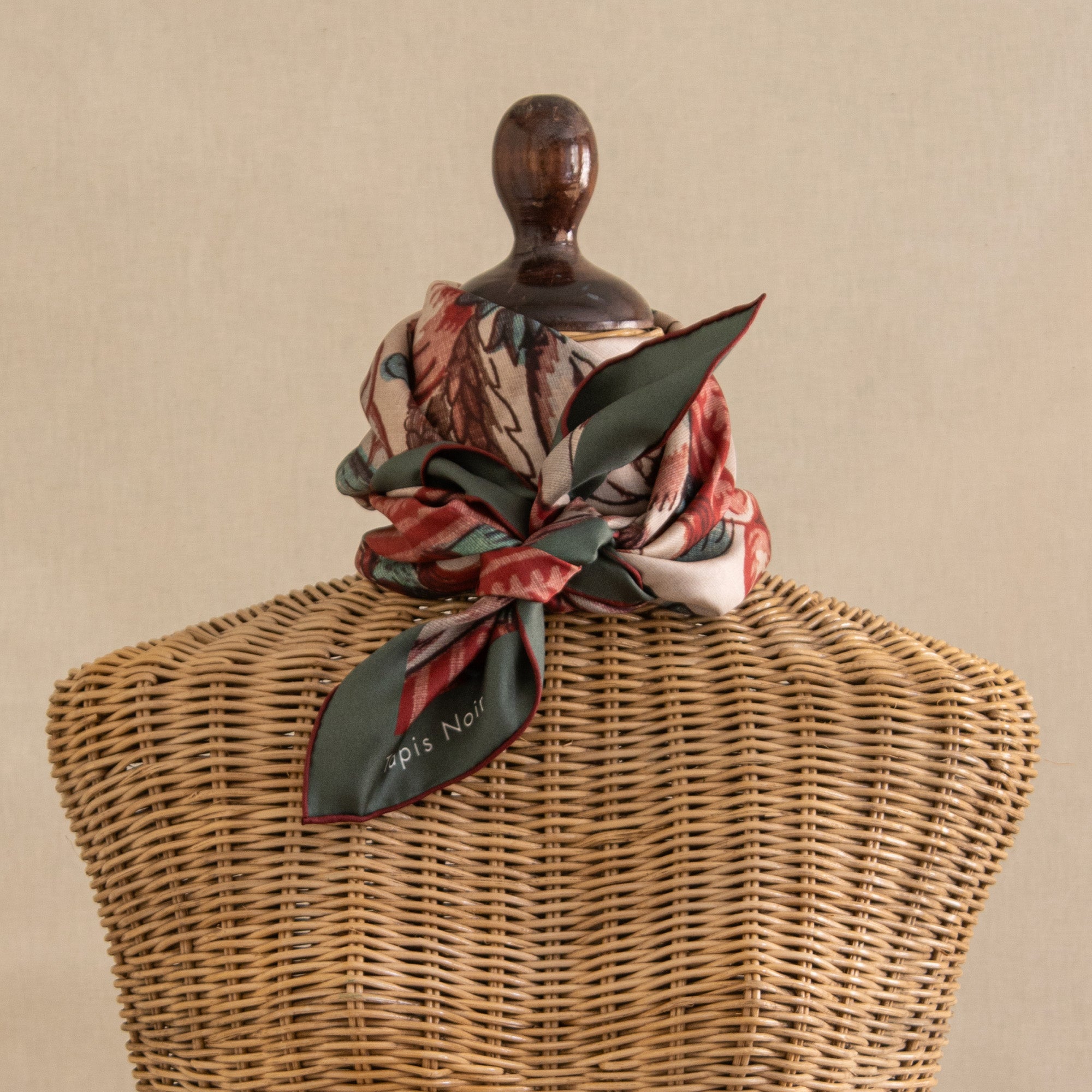 Tapis Noir Klassisk Papegøje Tørklæde Classical Beige