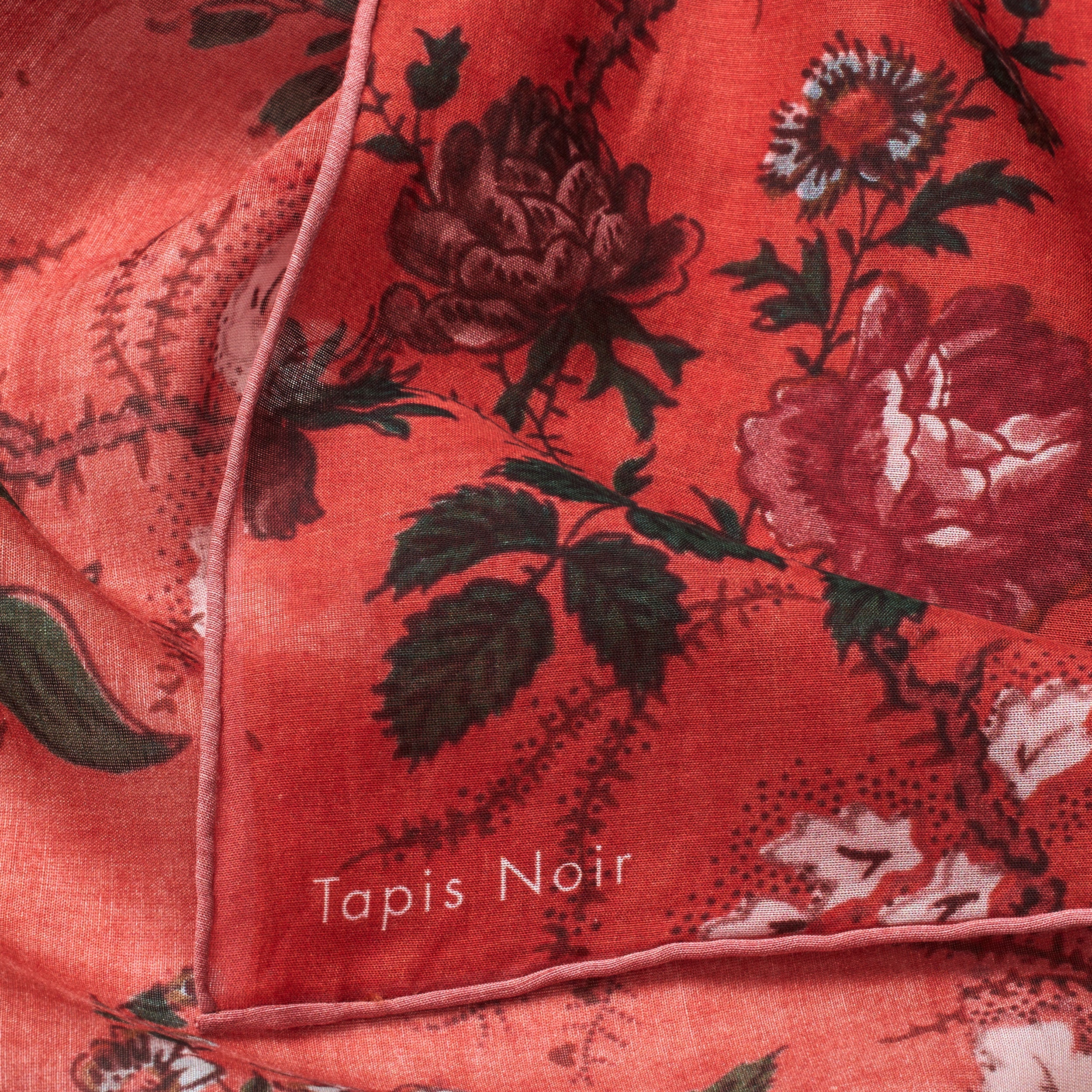 Tapis Noir Let Lille Ellen Tørklæde Light Small (67x67cm) Rød