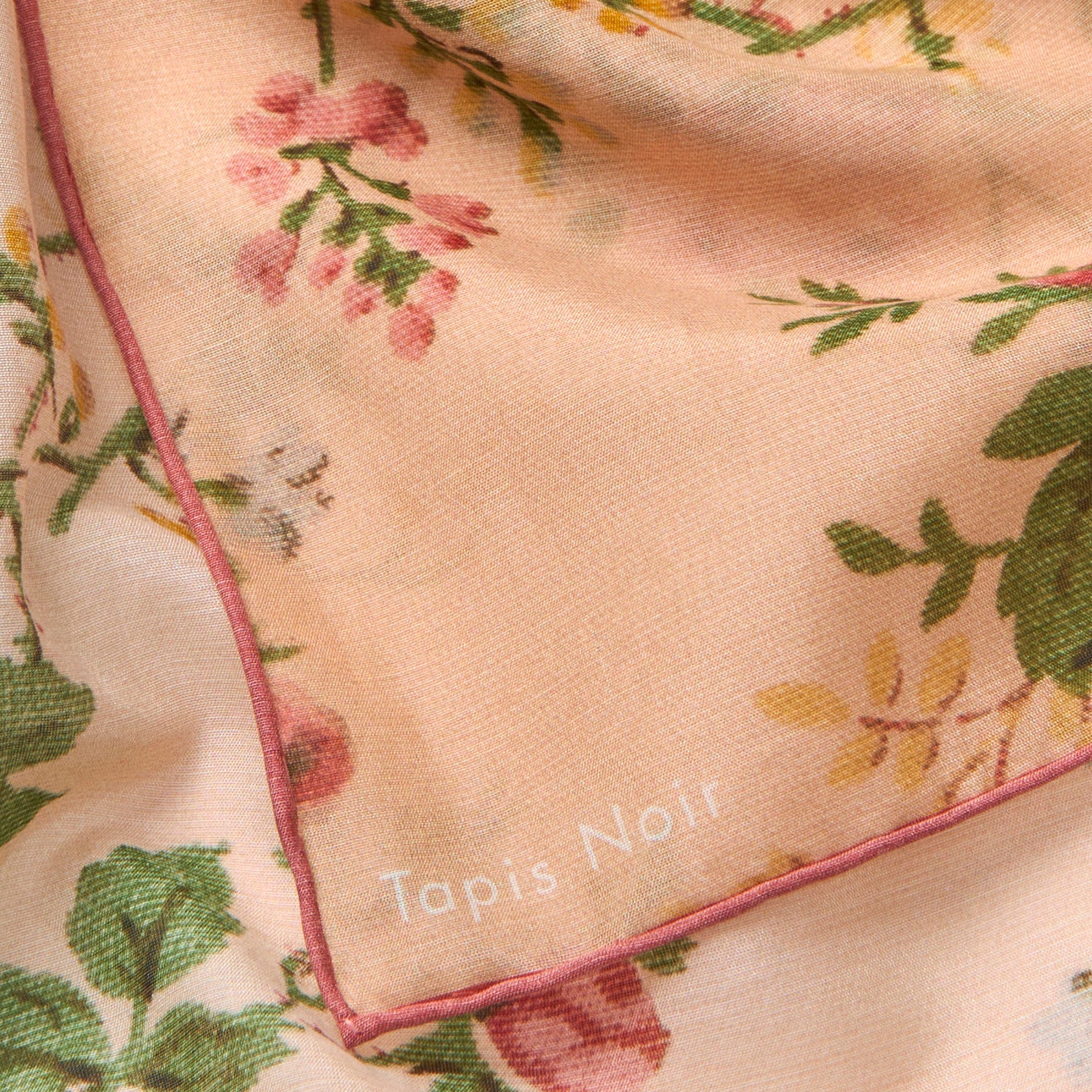 Tapis Noir Let Dawn Tørklæde Light Lyserød