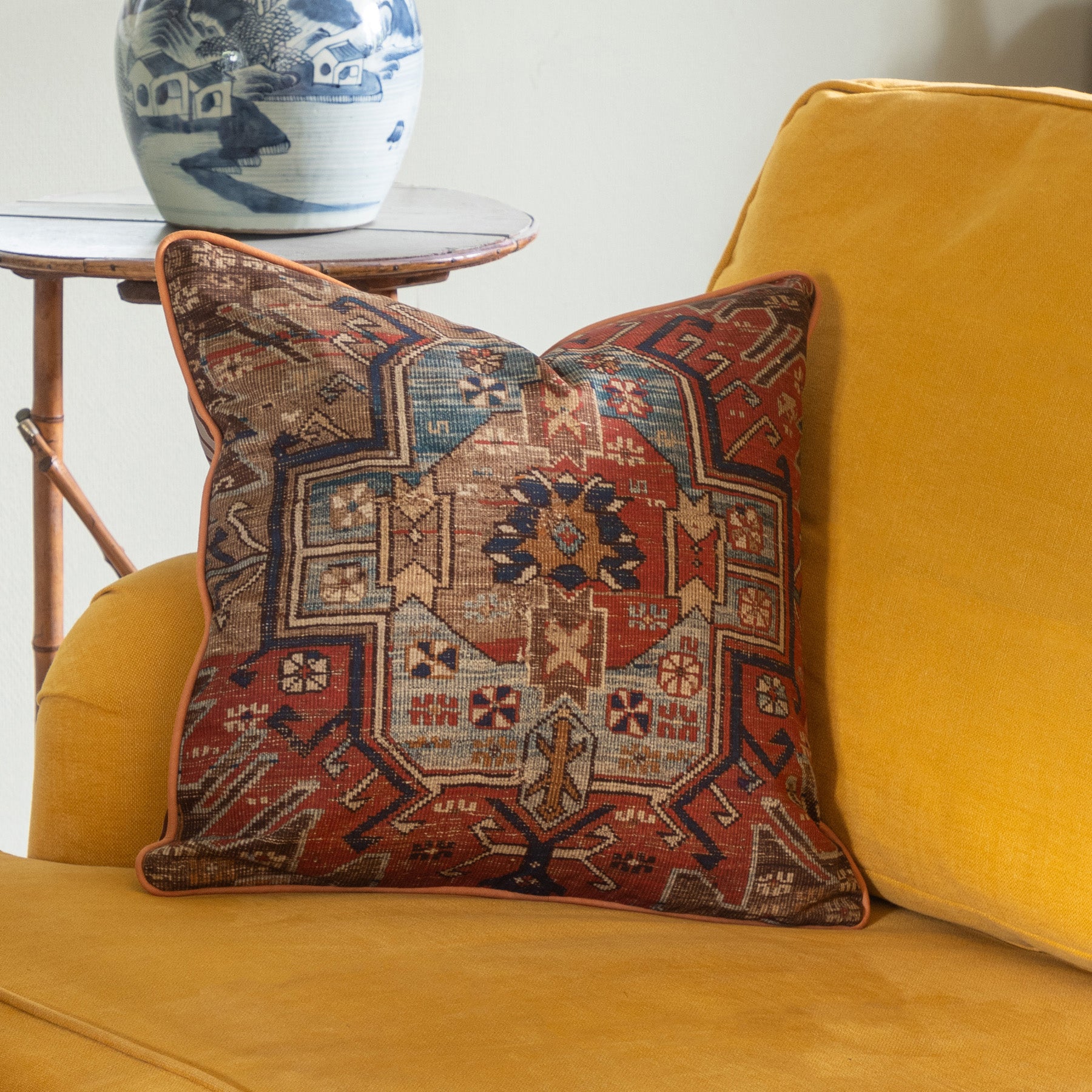 Tapis Noir Persisk Pude Cushion Beige