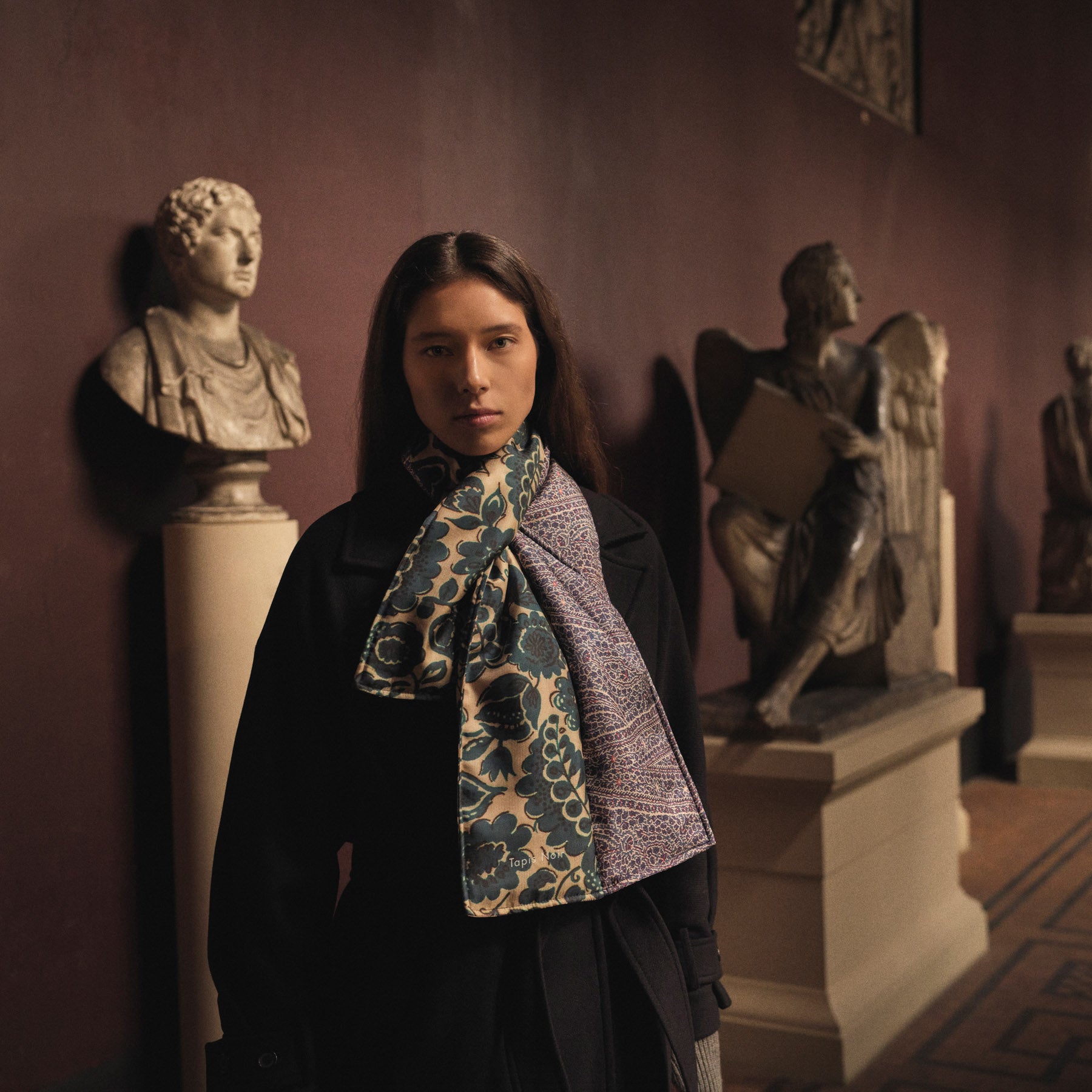 Tapis Noir Puffer Blåt Tørklæde Puffer Etnisk