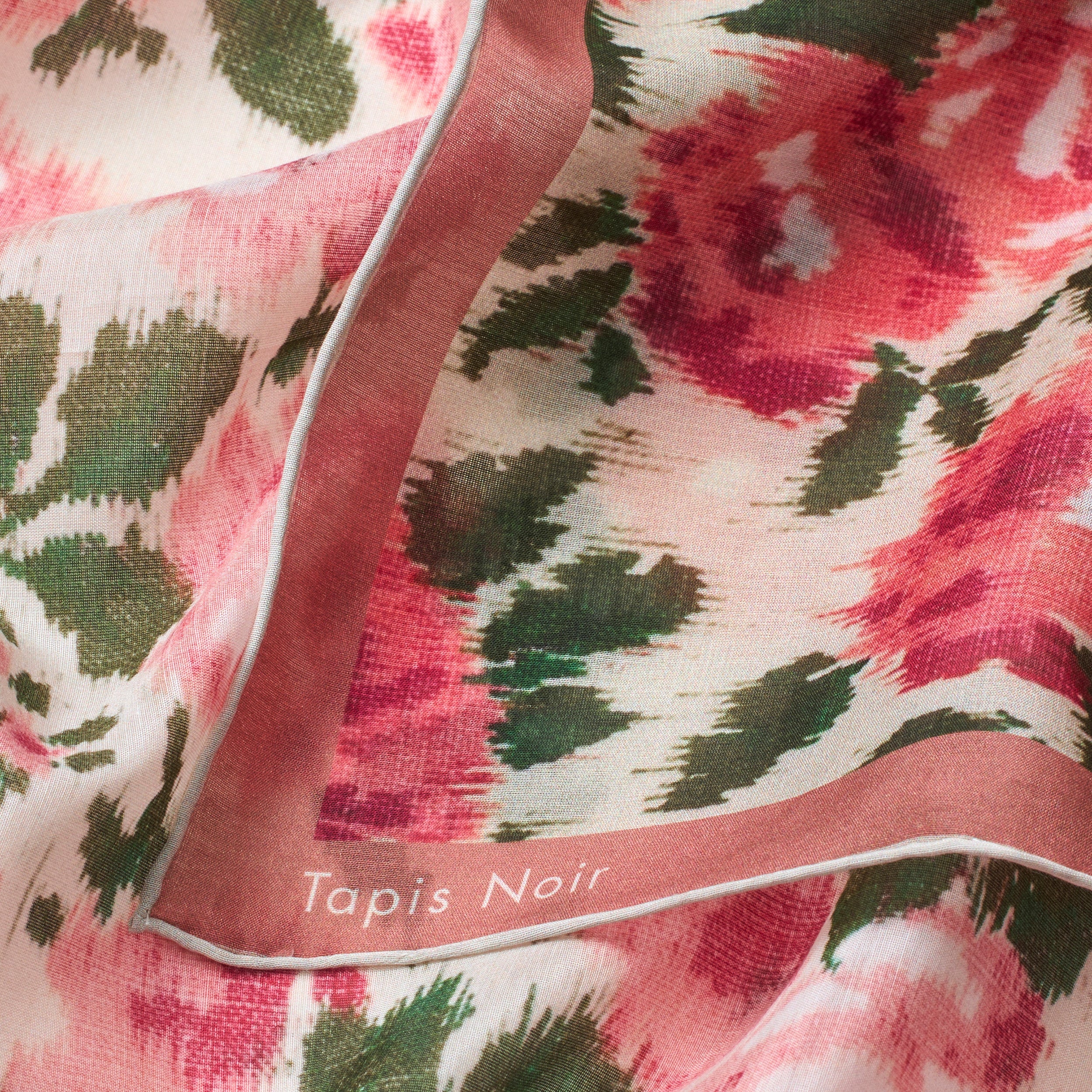 Tapis Noir Let Esme Tørklæde Light (85x85cm) Lyserød